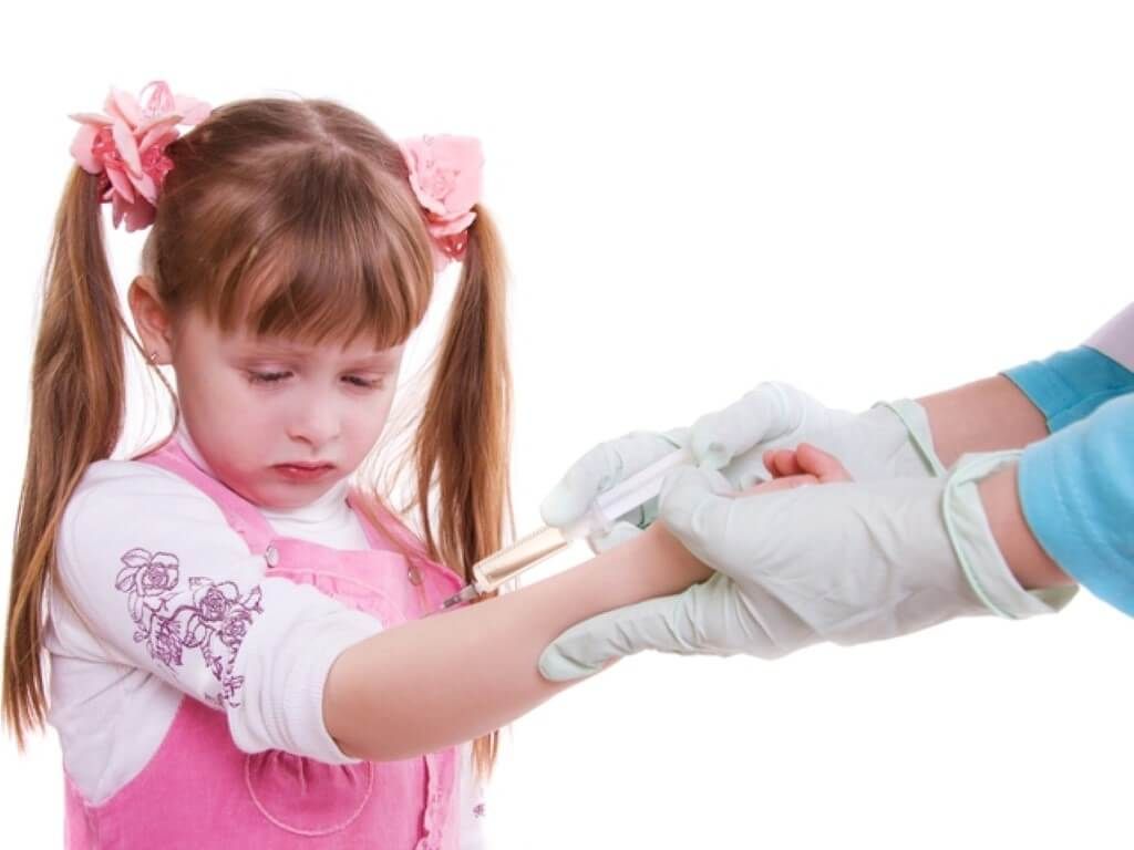 Вакцина салдырмаган өчен балалар бакчасына алмаска тиешләрме?