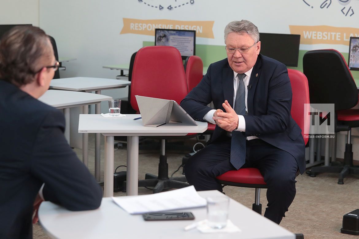 Рафис Борһанов «Татмедиа»ның генераль директоры  Андрей Кузьминга интервью бирде