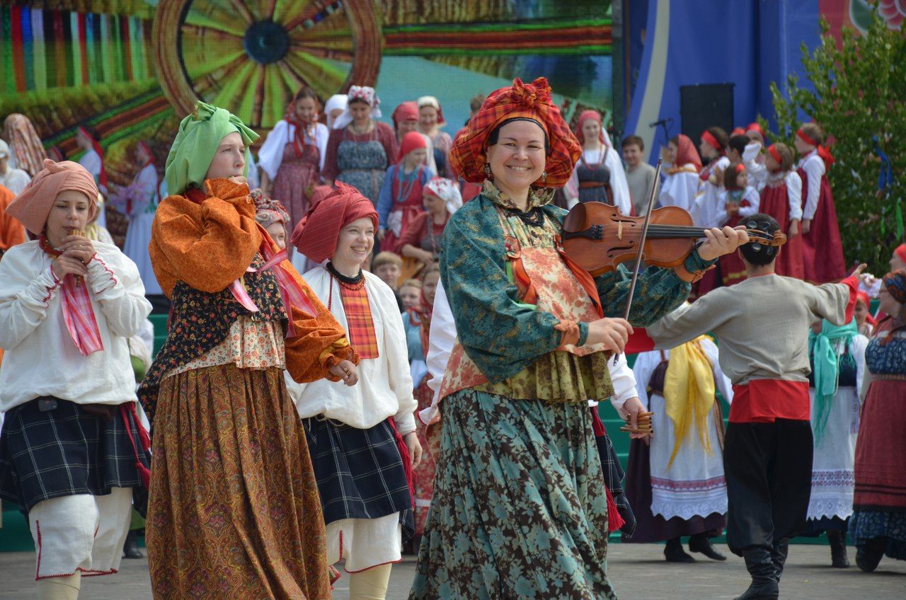 Татарстанда яшәүче халыкларның традицион мәдәнияте бәйрәмнәрен уздыру көннәре билгеле булды (ИСЕМЛЕК)