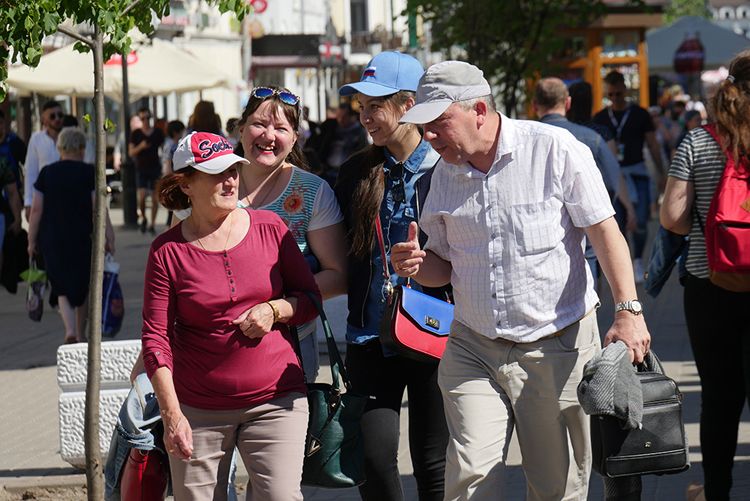 Зәринә Шиһапованың чемпионатлы Казаннан тәэсирләре: «Йөзендә киң елмаю икән, димәк, чит илдән килгән»