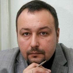 Танылган журналист Искәндәр Сираҗи ит кибете ачкан