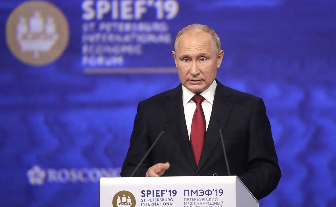 Путин Татарстанны инвестицион климат рейтингындагы урынын яхшырту белән котлады