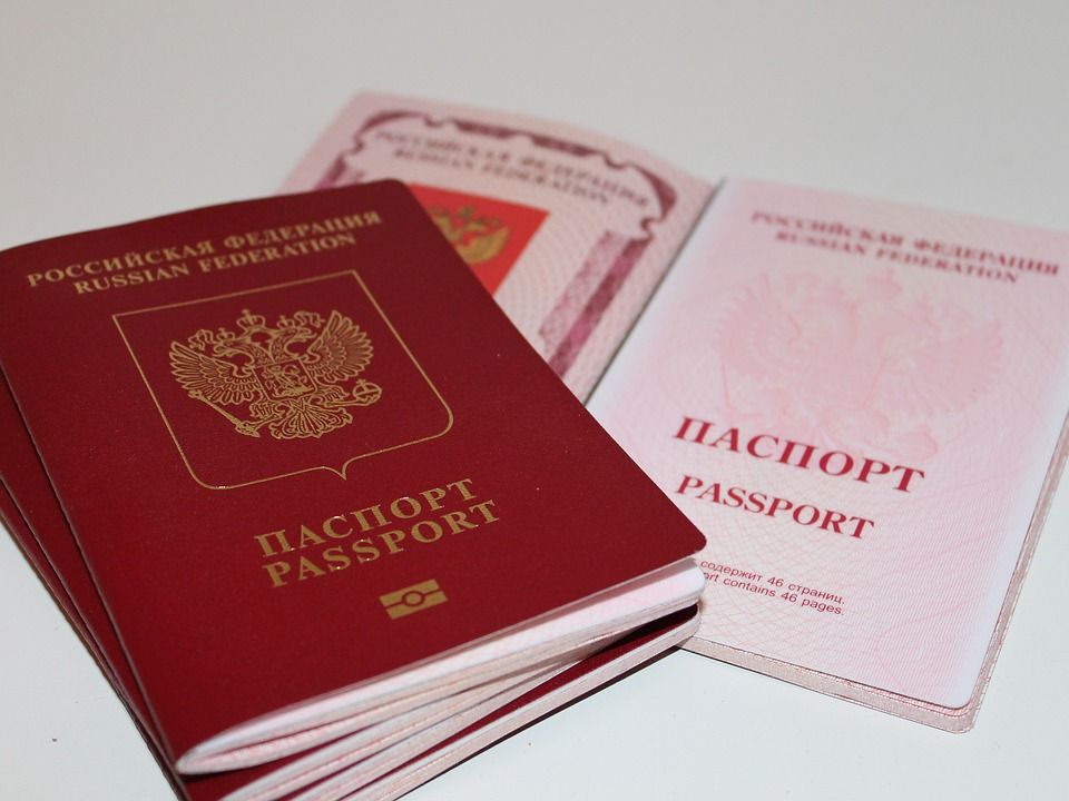 Кукмарада яшәүче чит кеше исемендәге паспортка үз фотосын куеп кредит алмакчы булган