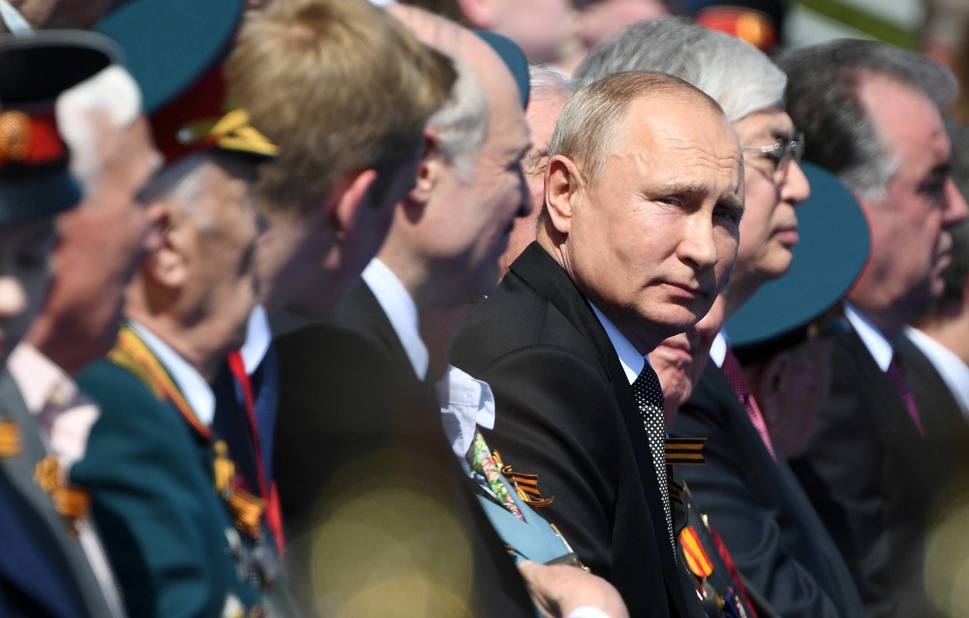 Путин: Кызыл Армия дөньяны яклап чыкмаса, аның киләчәген күз алдына да китереп булмый