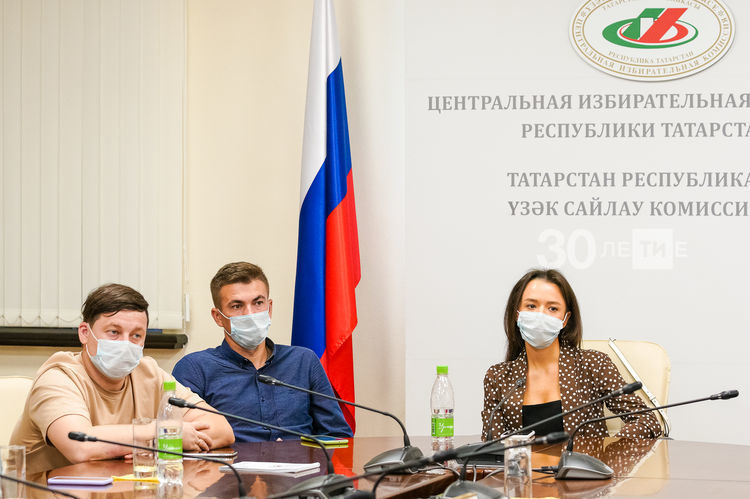В ЦИК Татарстана прошла встреча с наблюдателями-блогерами