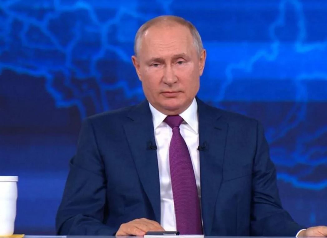Путин: “Алты яшьлек баласы булган барлык гаиләләр бер тапкыр бирелә торган түләүне алырга тиеш”