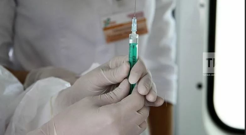Мәскәүдә "Спутник V" вакцинасын яшүсмерләрдә сынау башланды