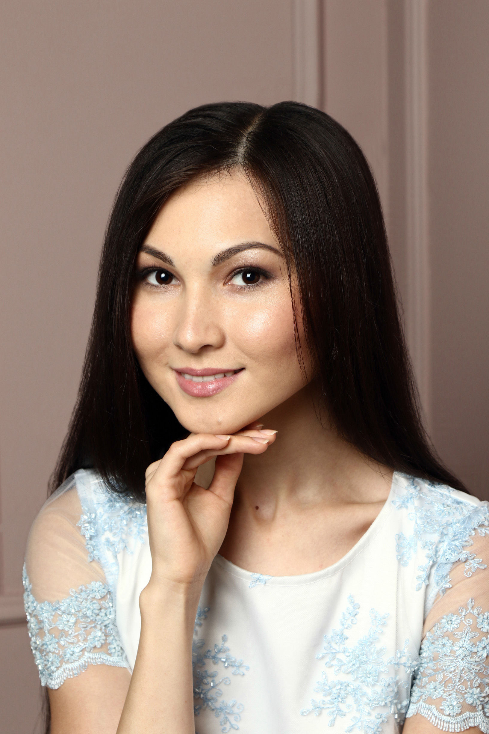 Нәфисә Назарова: “Оптимист булсам да, елак мин”