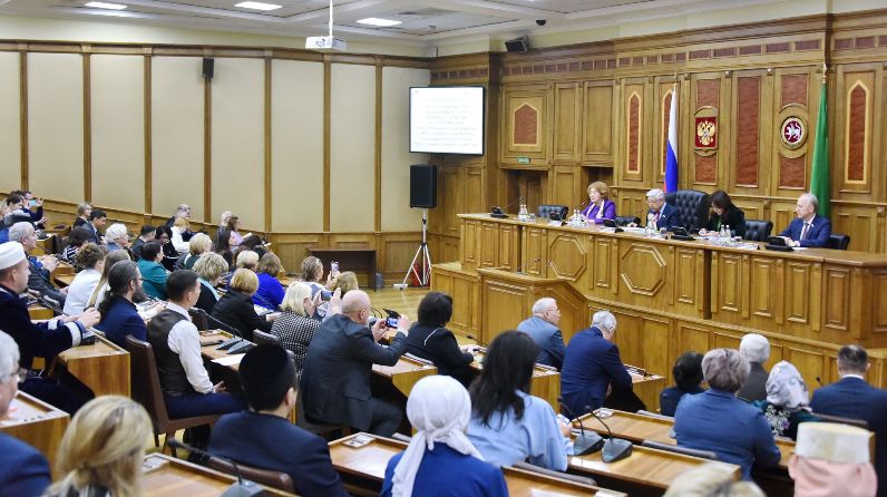 Хатын-кыз депутатлар парламентка 17 закон проектын керткәннәр