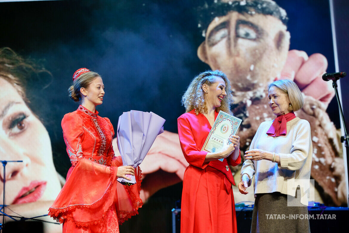 Татарстанның ике театры "Тантана" премиясеннән баш тарткан!