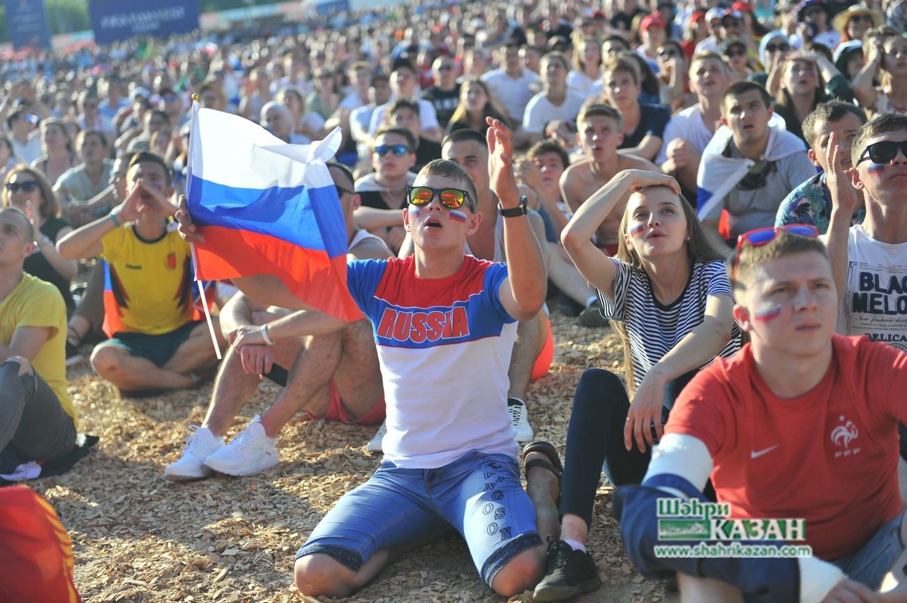 Россия - Уругвай матчын карарга фан-зонага килүчеләрне эссе куркытмаган