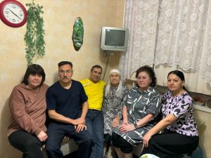 «Әти дә юк, әни дә юк, ничек үсәрбез, абый»