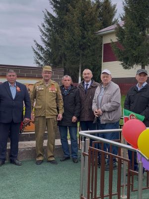 “Һәйкәл янында басып тору гына да әйтеп бирә алмаслык горурлык”