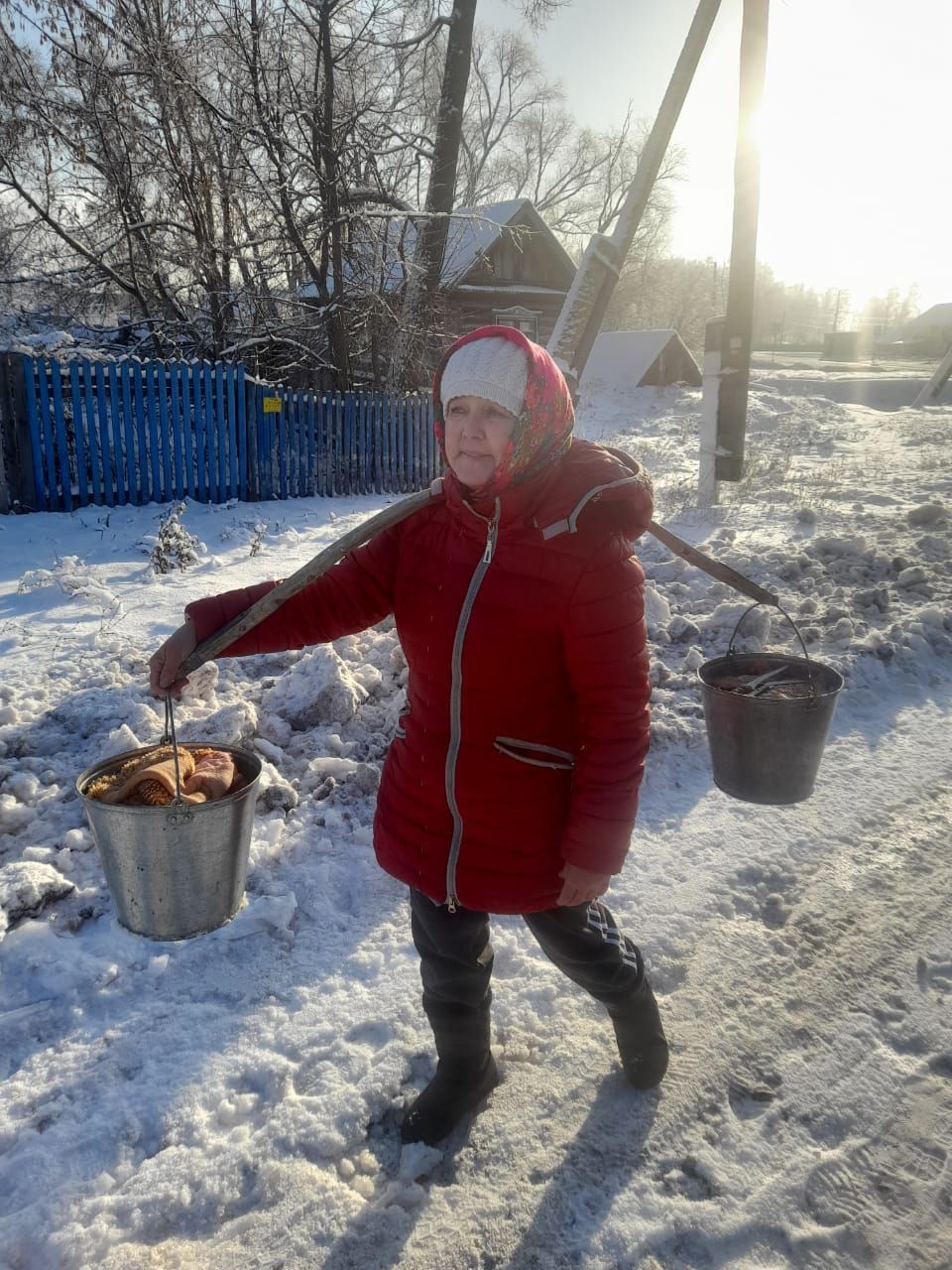 "Бигрәк тә кырык картасын чистартырга ярата идем. Эшләпәсен дә ташламый идек элек..."