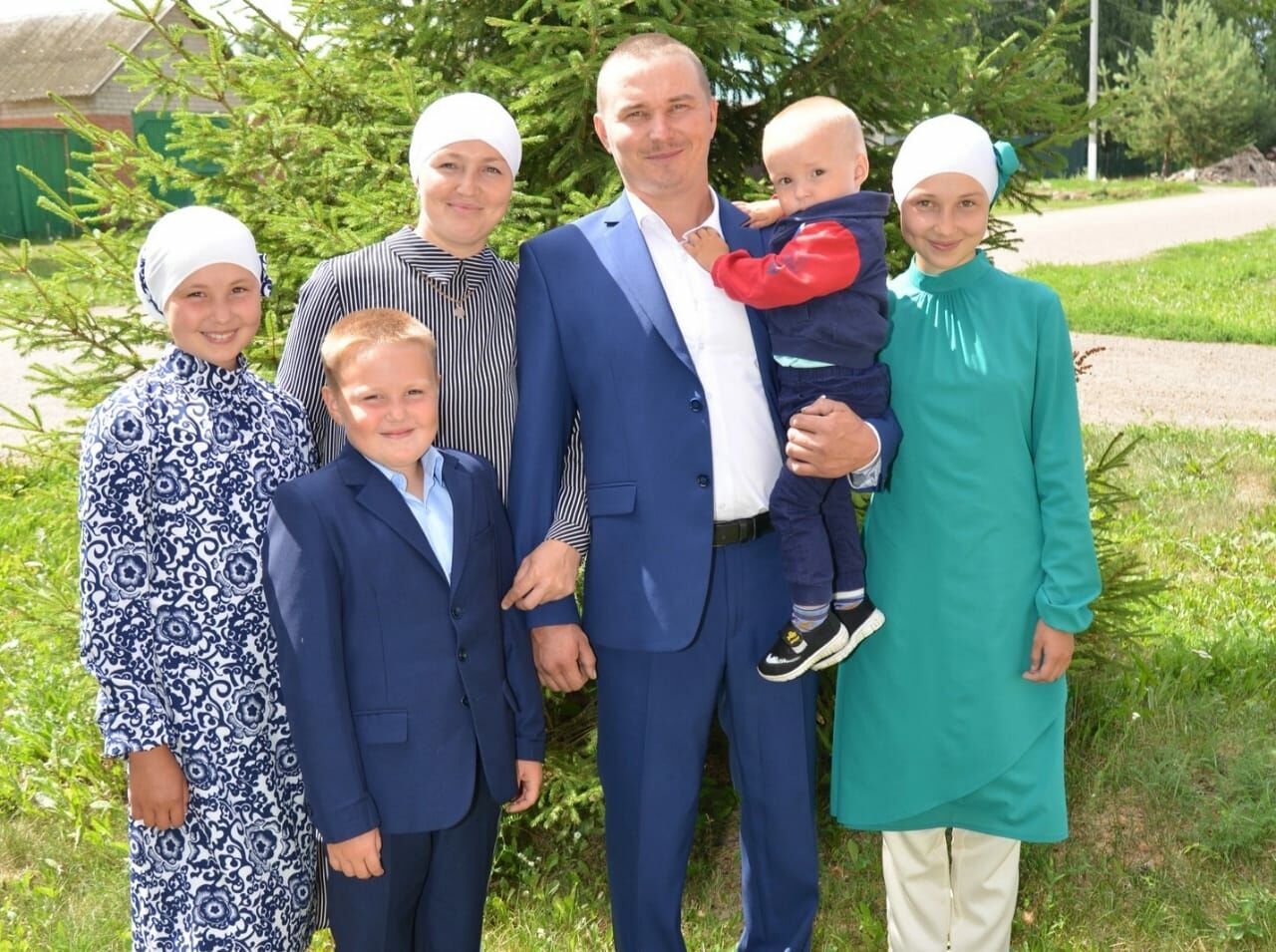 «Пони белән мәйдан тирәли бер әйләнү 250 сумнан башлана»