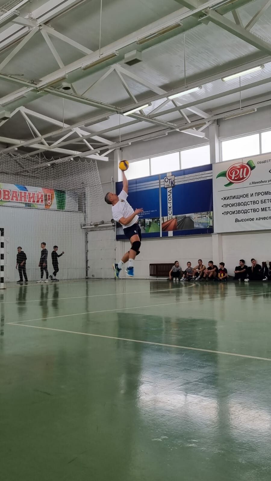 "Киләчәккә зур планнары бар иде. Мини-ферма төзеп, маллар үрчетергә хыялланып йөрде..."