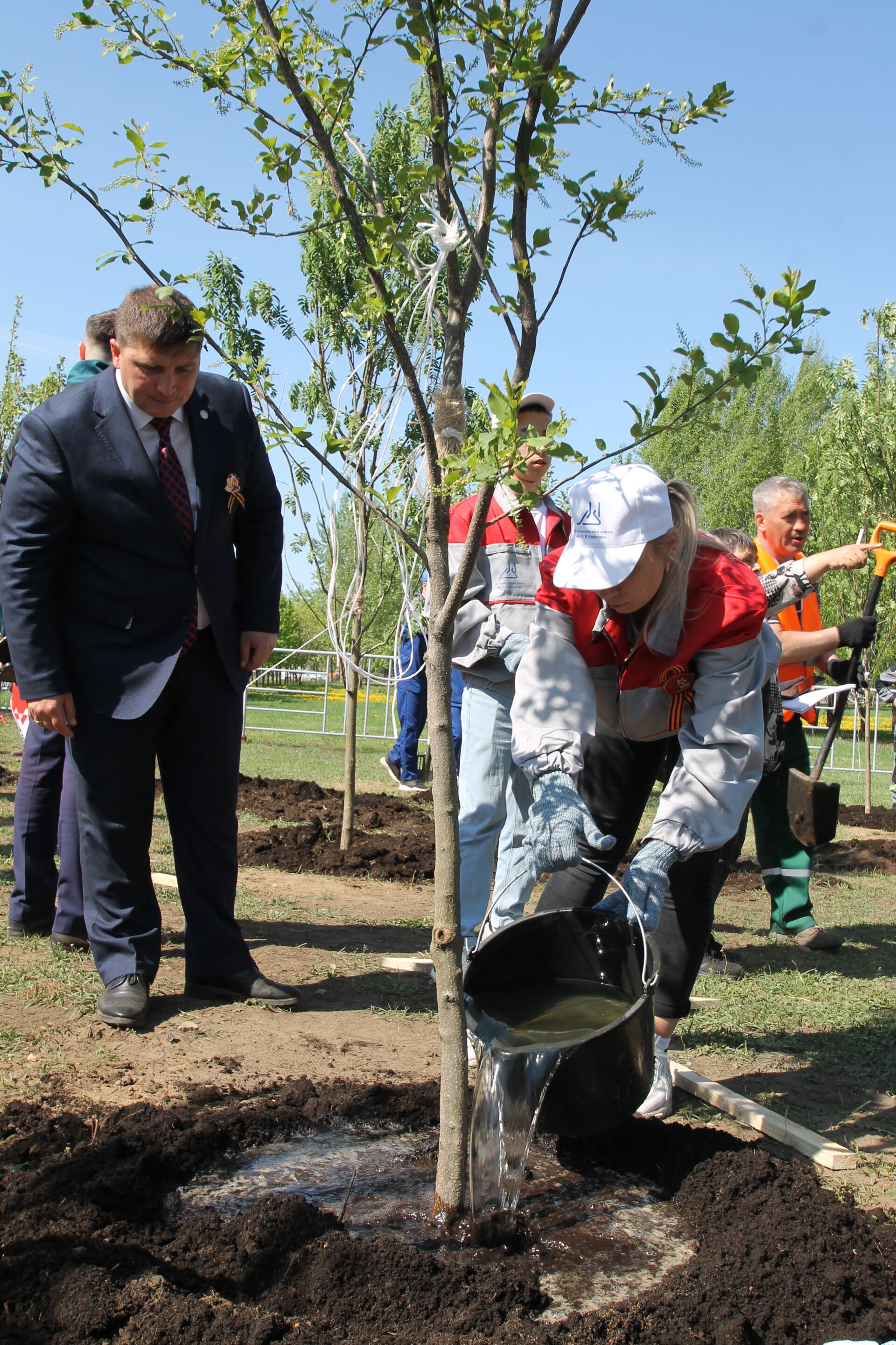 &nbsp;Рөстәм Миңнеханов “Казан- хезмәт батырлыгы шәһәре”&nbsp;стеласын&nbsp;ачты