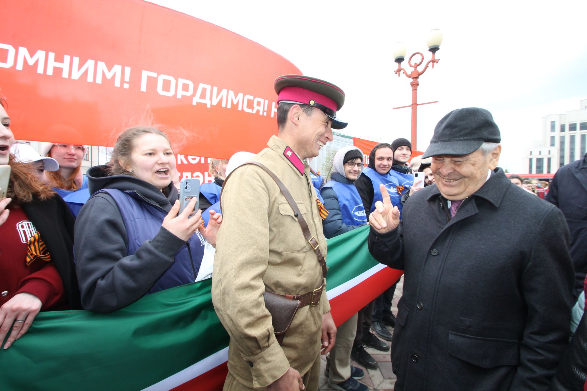 “Йөз яшьтә яшь бит әле без”, – ди сугыш ветераннары