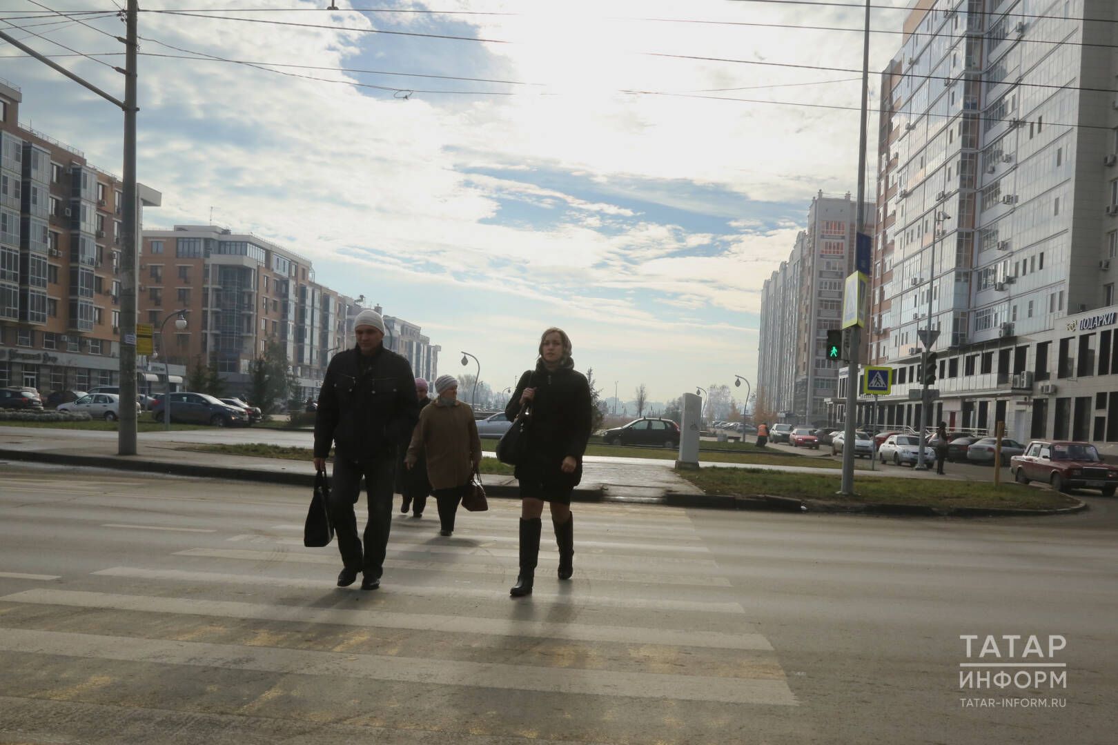 Кем шалтыратса да, барыбер түгелме?