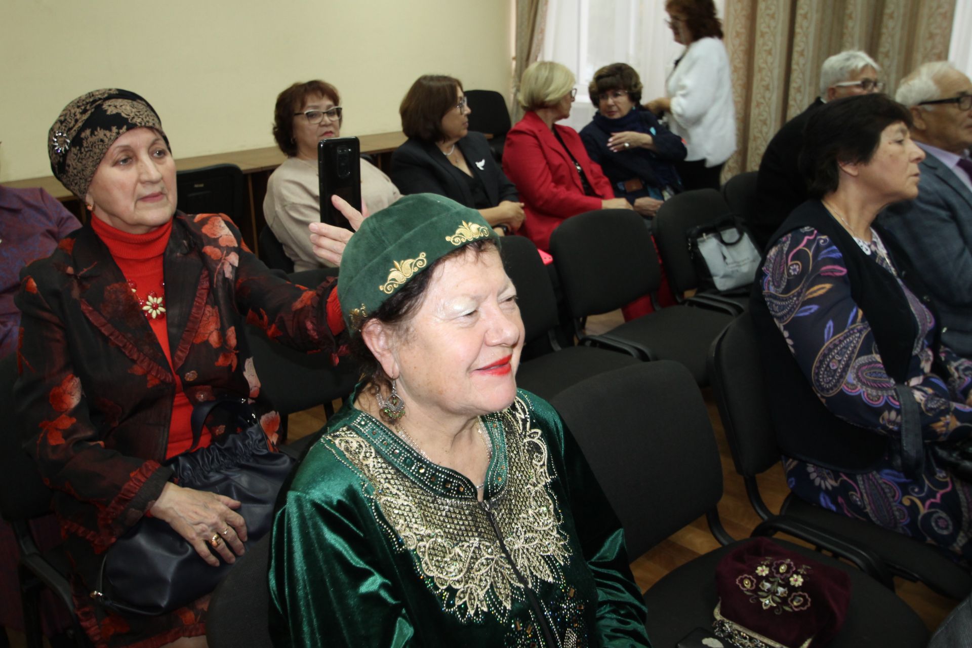 Журналистларның җаны кедр агачларына күченде