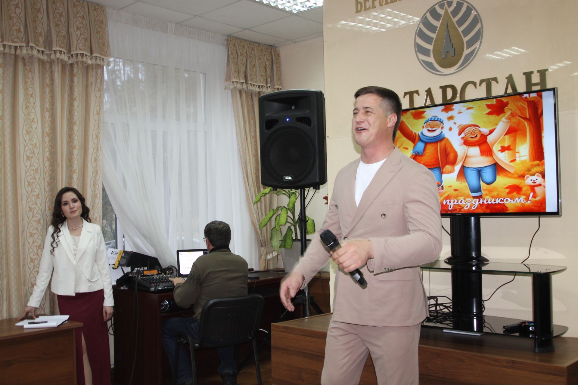 Журналистларның җаны кедр агачларына күченде