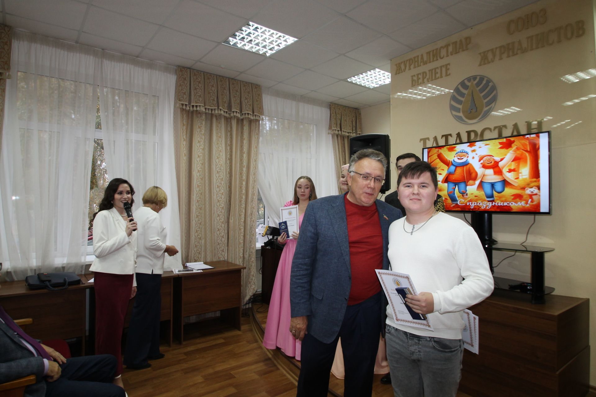 Журналистларның җаны кедр агачларына күченде