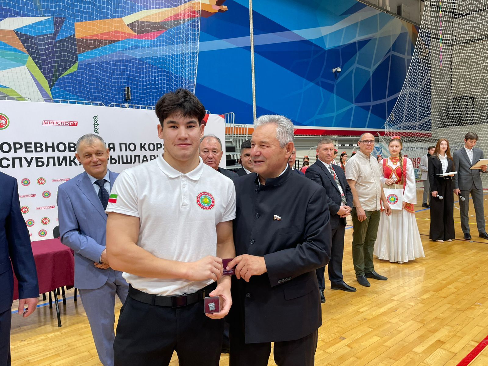 Казанда көрәш буенча командалар беренчелеге уза