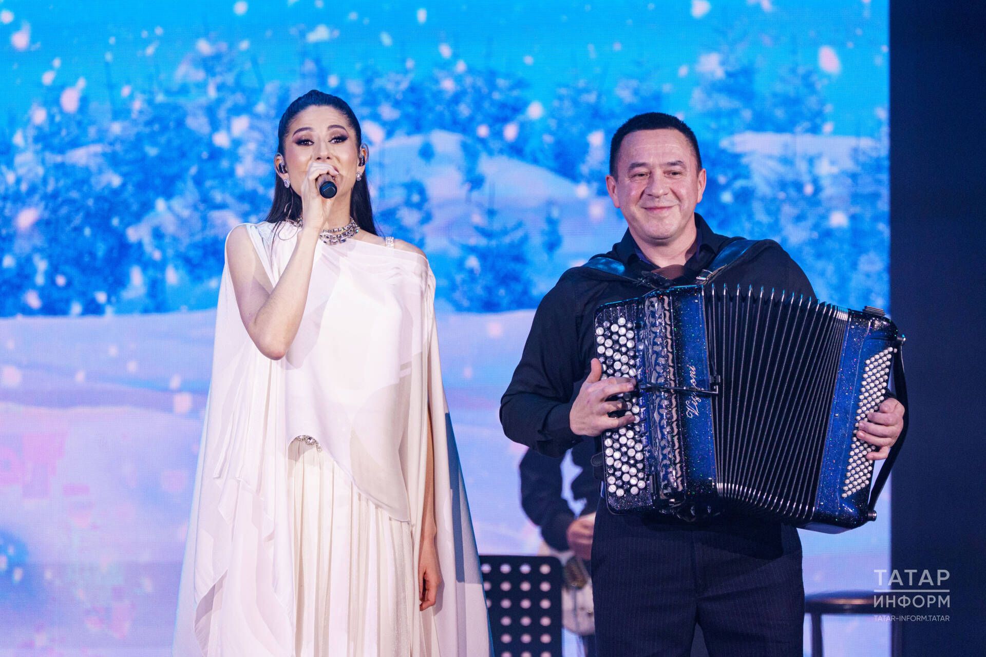 Алинә Давыдова концерты: үзе дә елады, тамашачысы да елады...