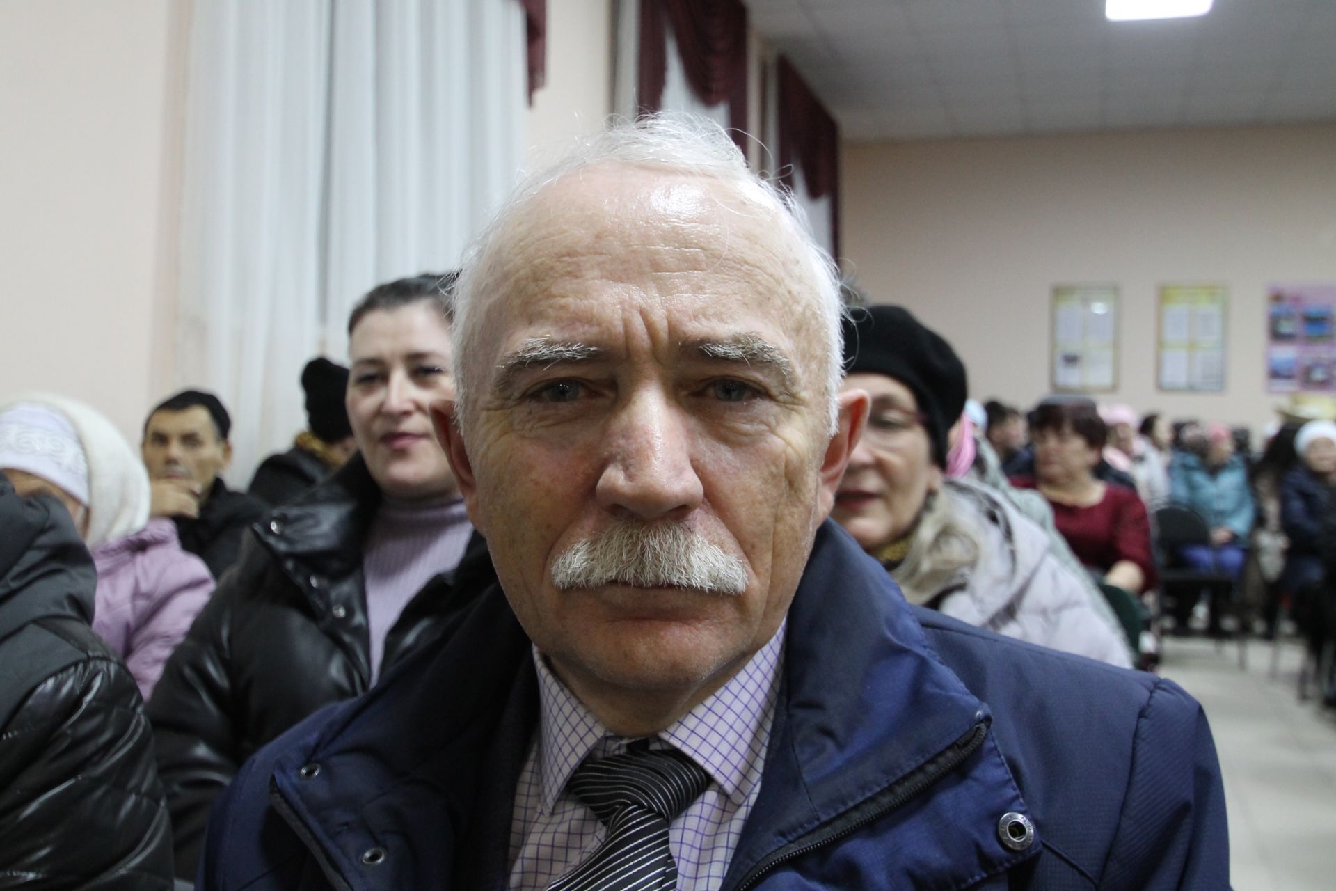 Яу кырында яңгырыйдыр бер дәртле җыр