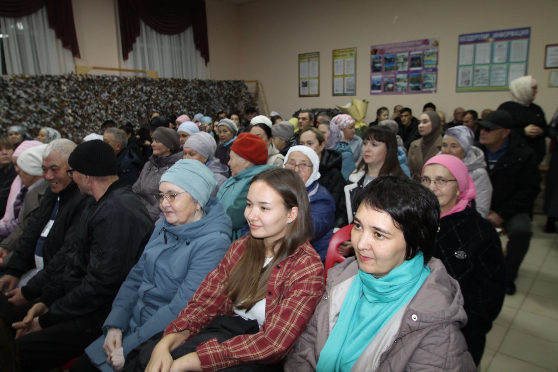 Яу кырында яңгырыйдыр бер дәртле җыр