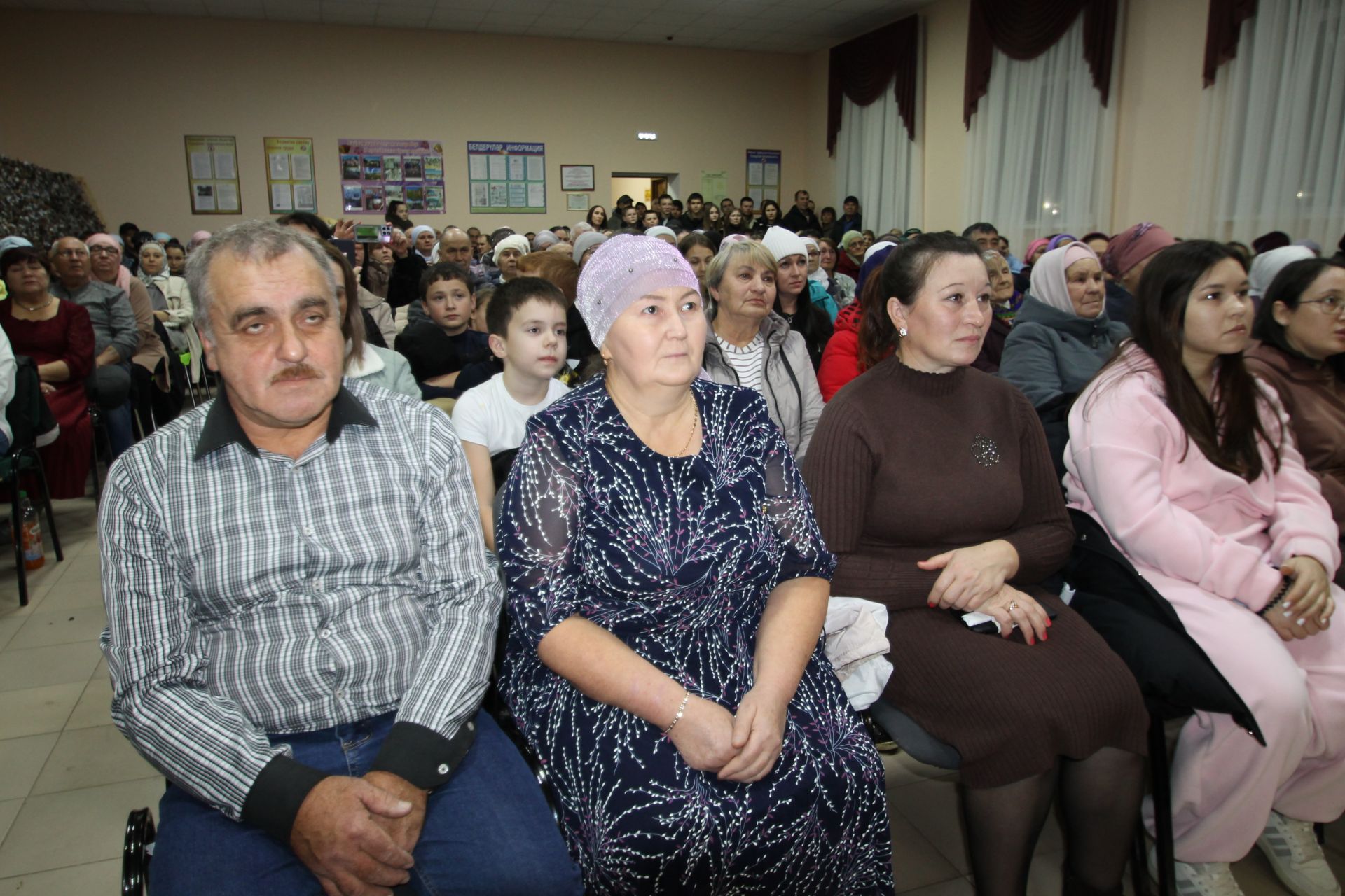 Яу кырында яңгырыйдыр бер дәртле җыр