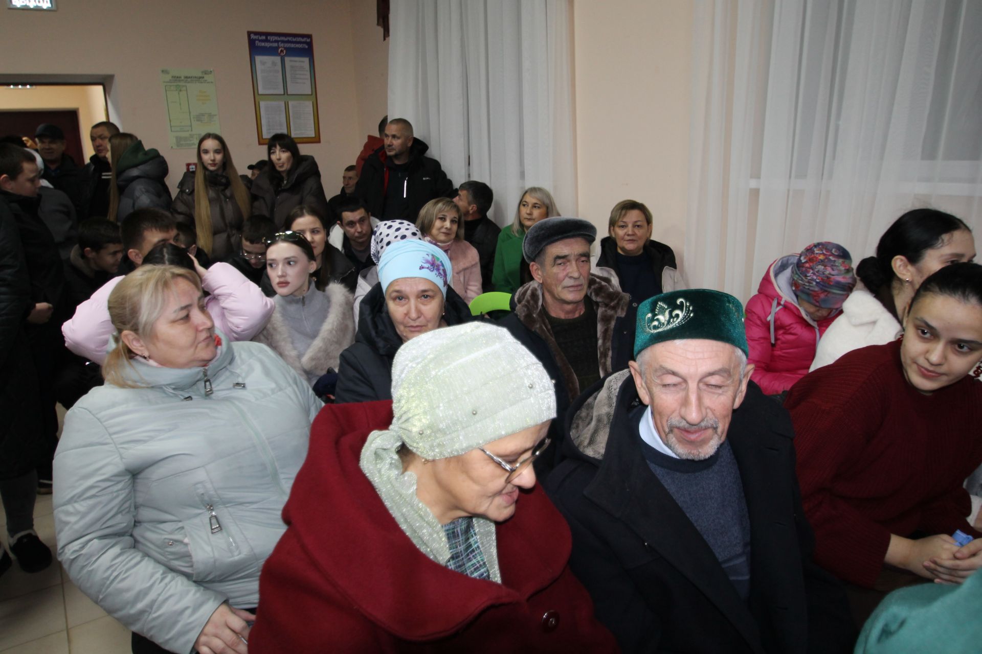 Яу кырында яңгырыйдыр бер дәртле җыр