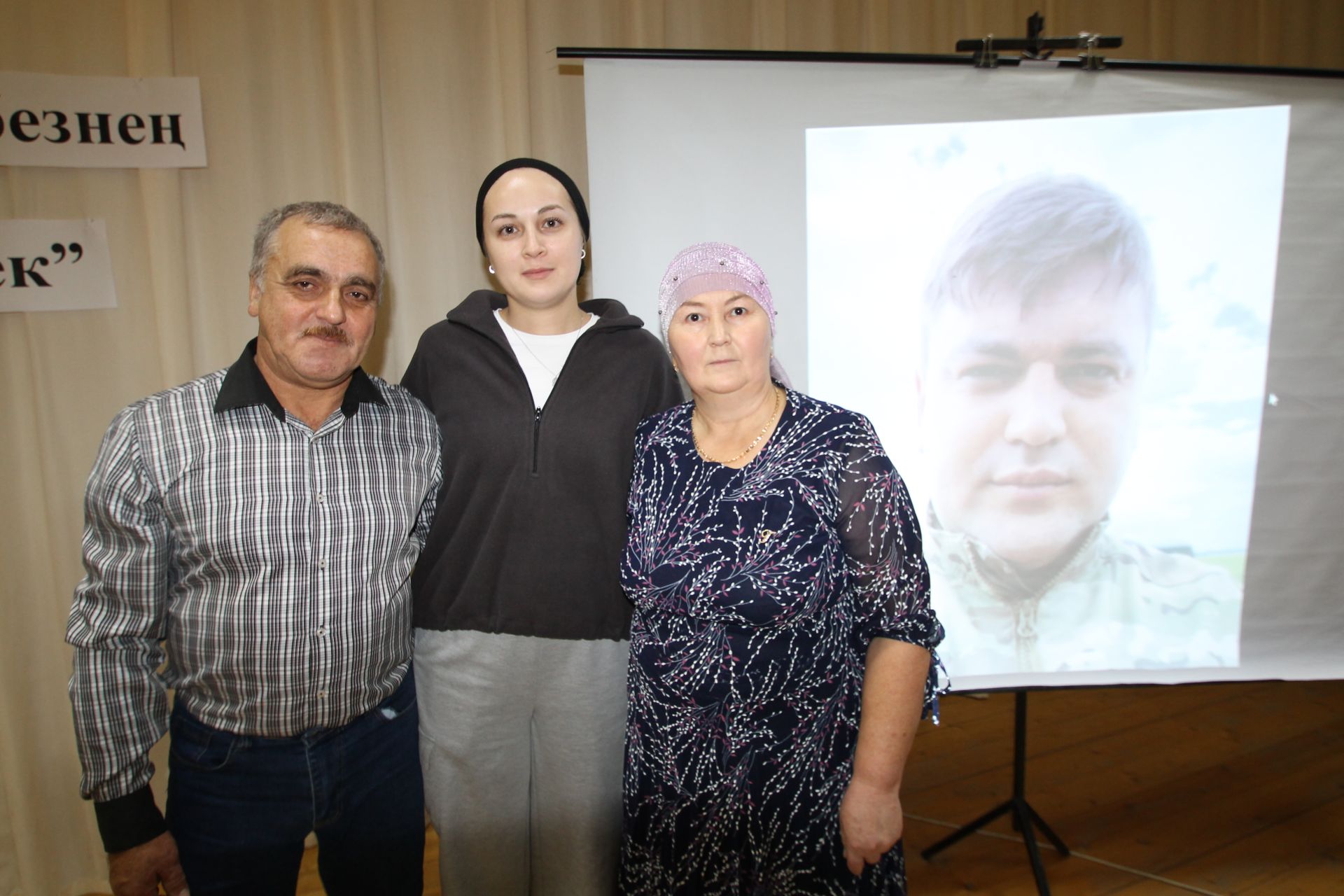 Яу кырында яңгырыйдыр бер дәртле җыр