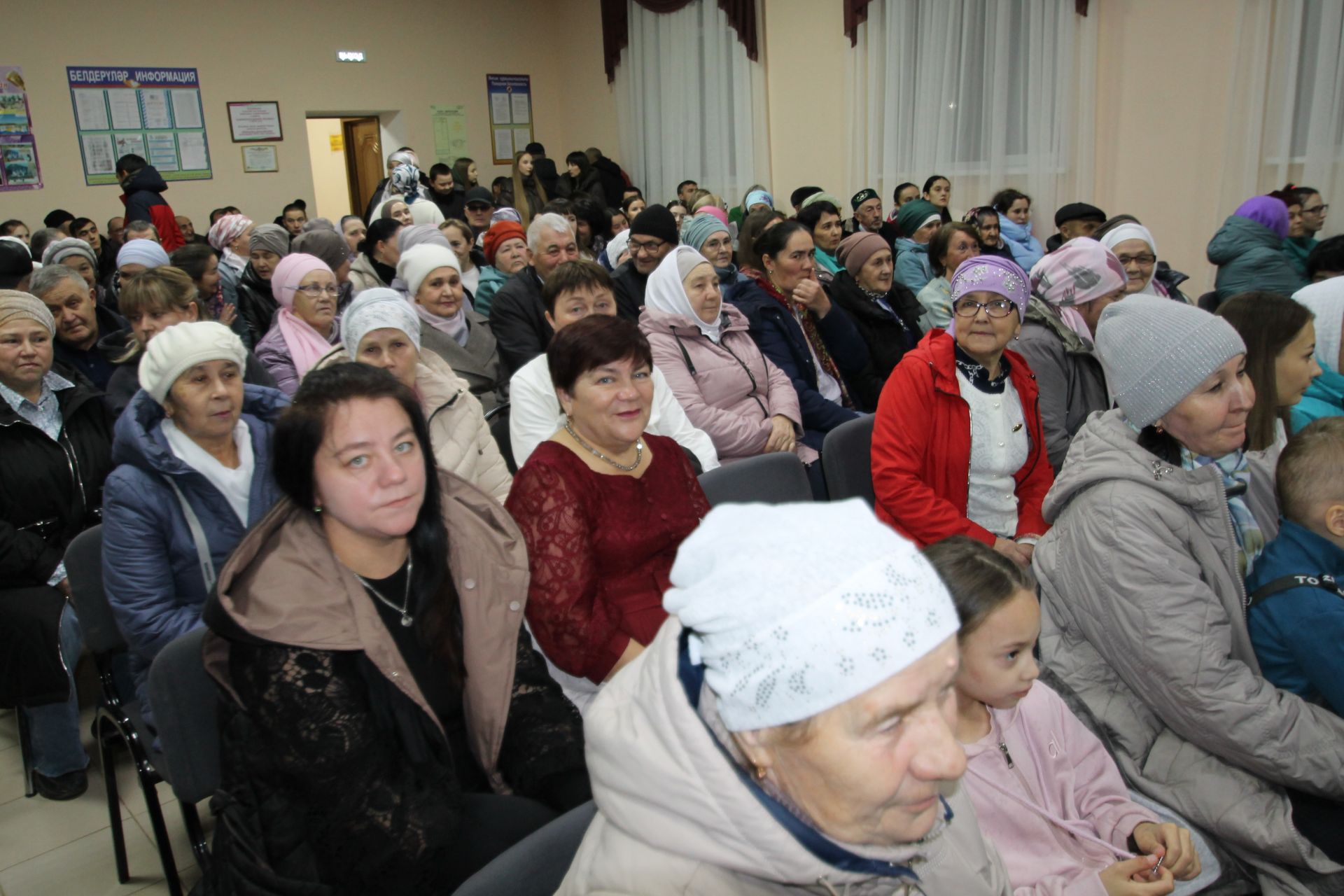 Яу кырында яңгырыйдыр бер дәртле җыр