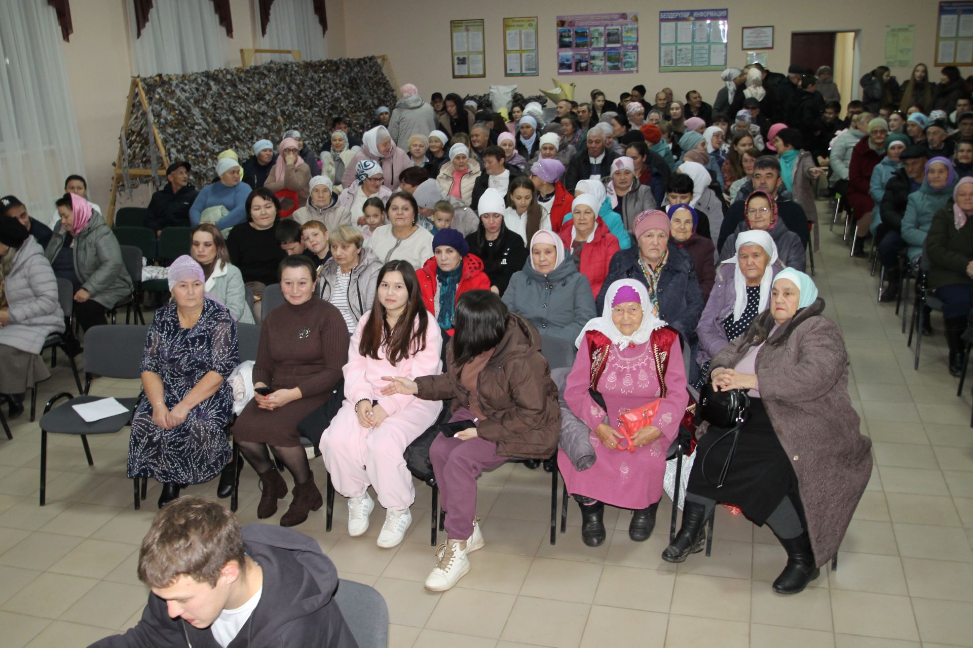 Яу кырында яңгырыйдыр бер дәртле җыр