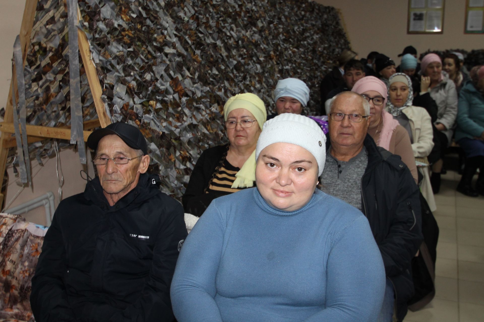 Яу кырында яңгырыйдыр бер дәртле җыр