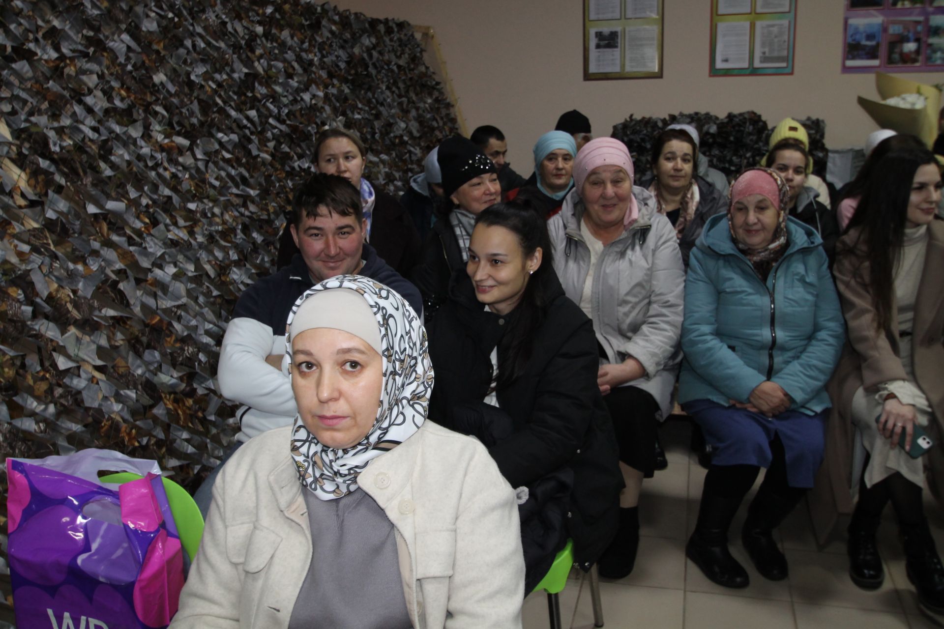 Яу кырында яңгырыйдыр бер дәртле җыр