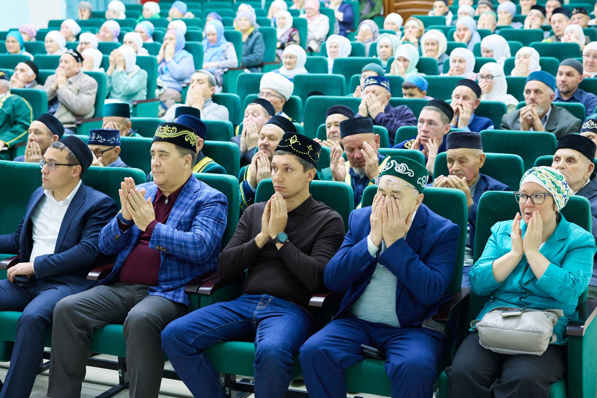 «Татарстанның иң төзек, дини авылларның берсе буларак бергәләп танытып киләбез»