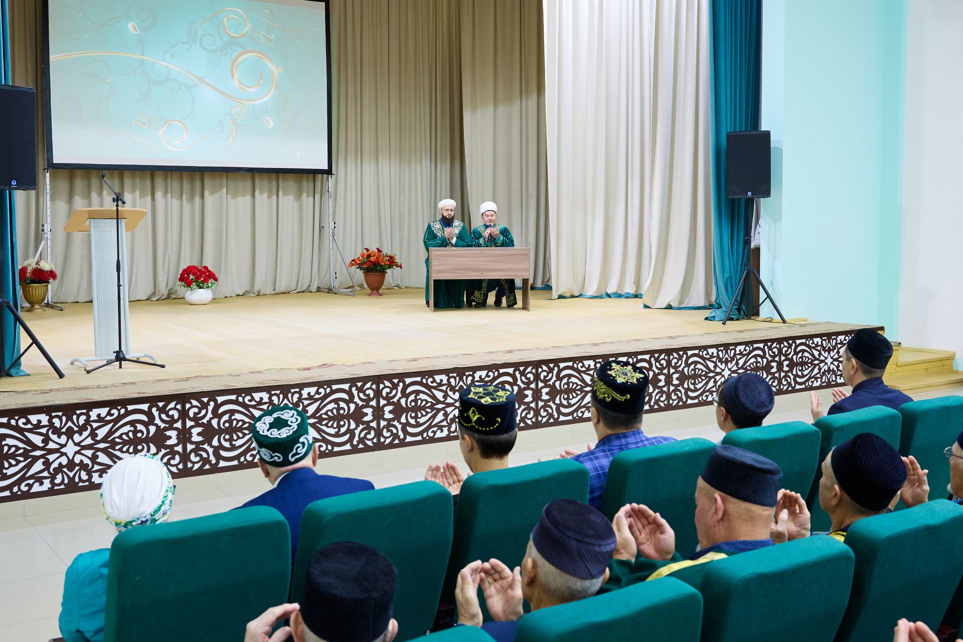 «Татарстанның иң төзек, дини авылларның берсе буларак бергәләп танытып киләбез»