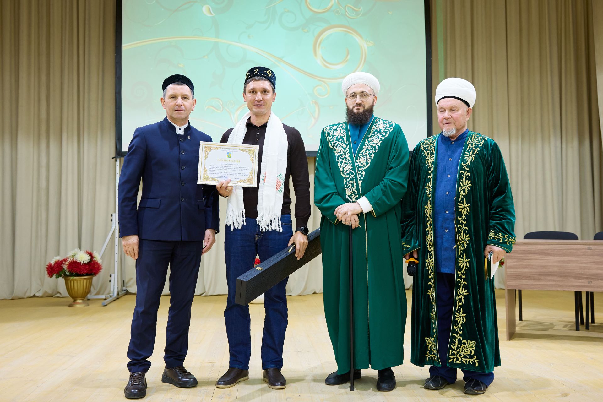 «Татарстанның иң төзек, дини авылларның берсе буларак бергәләп танытып киләбез»