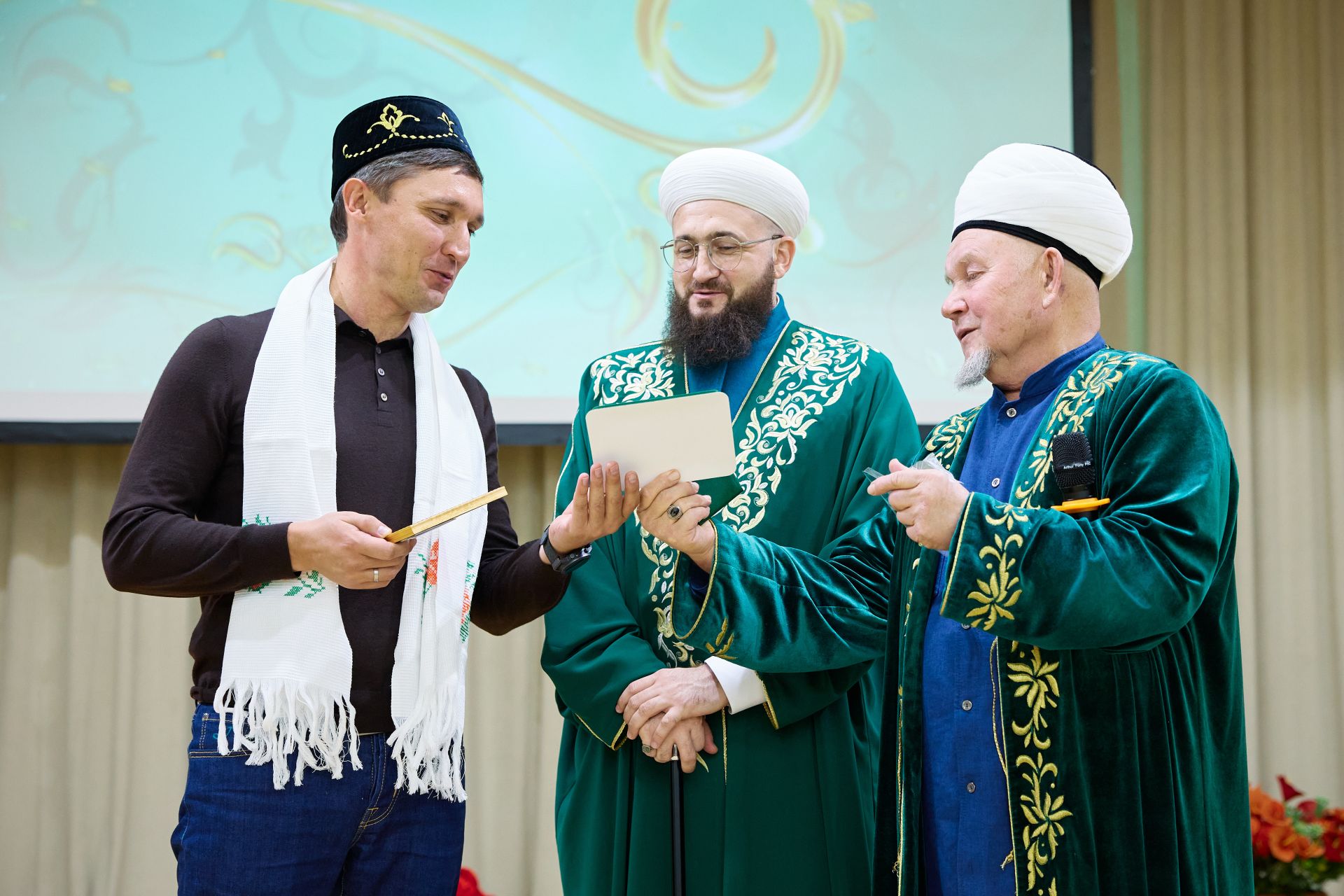 «Татарстанның иң төзек, дини авылларның берсе буларак бергәләп танытып киләбез»