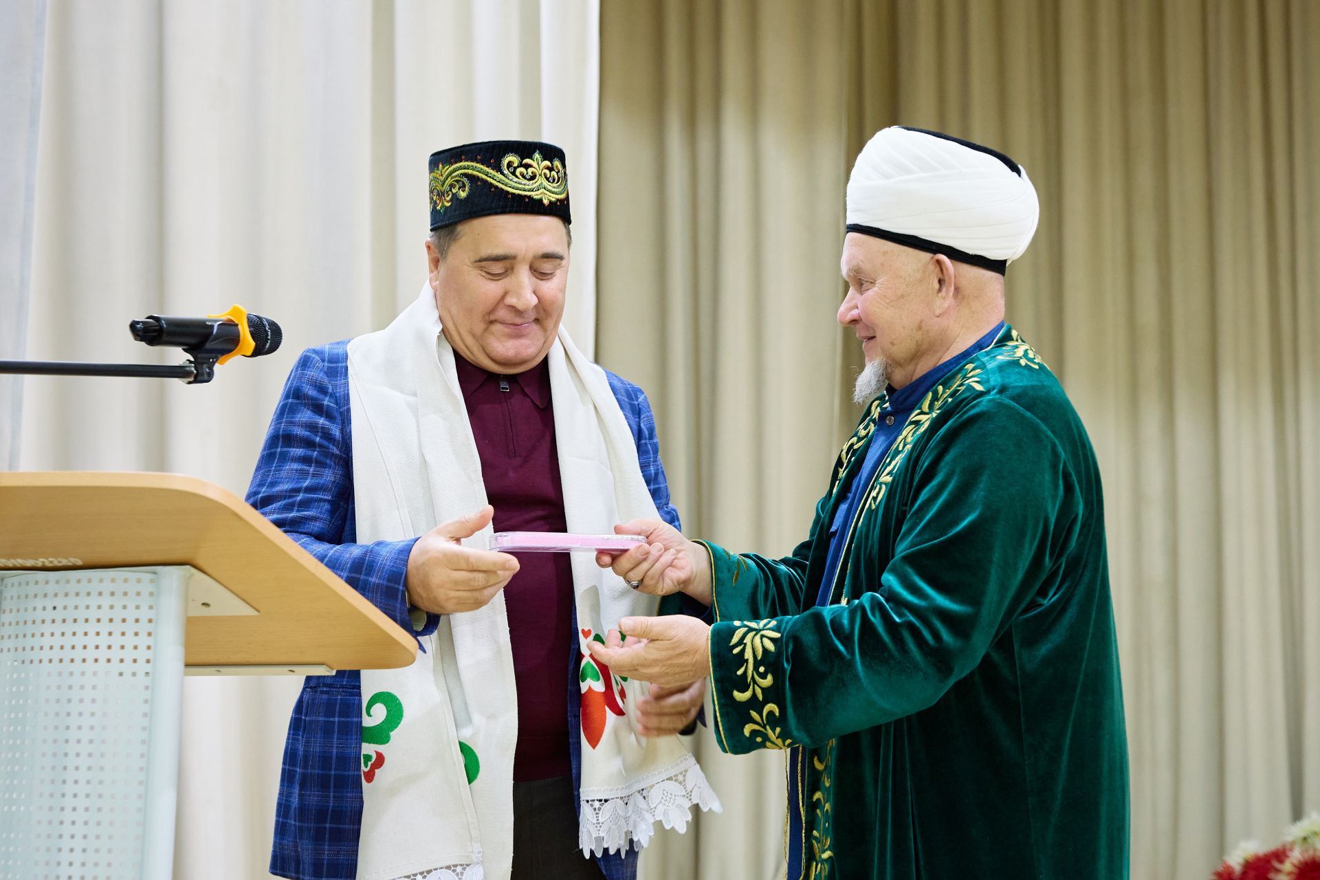 «Татарстанның иң төзек, дини авылларның берсе буларак бергәләп танытып киләбез»