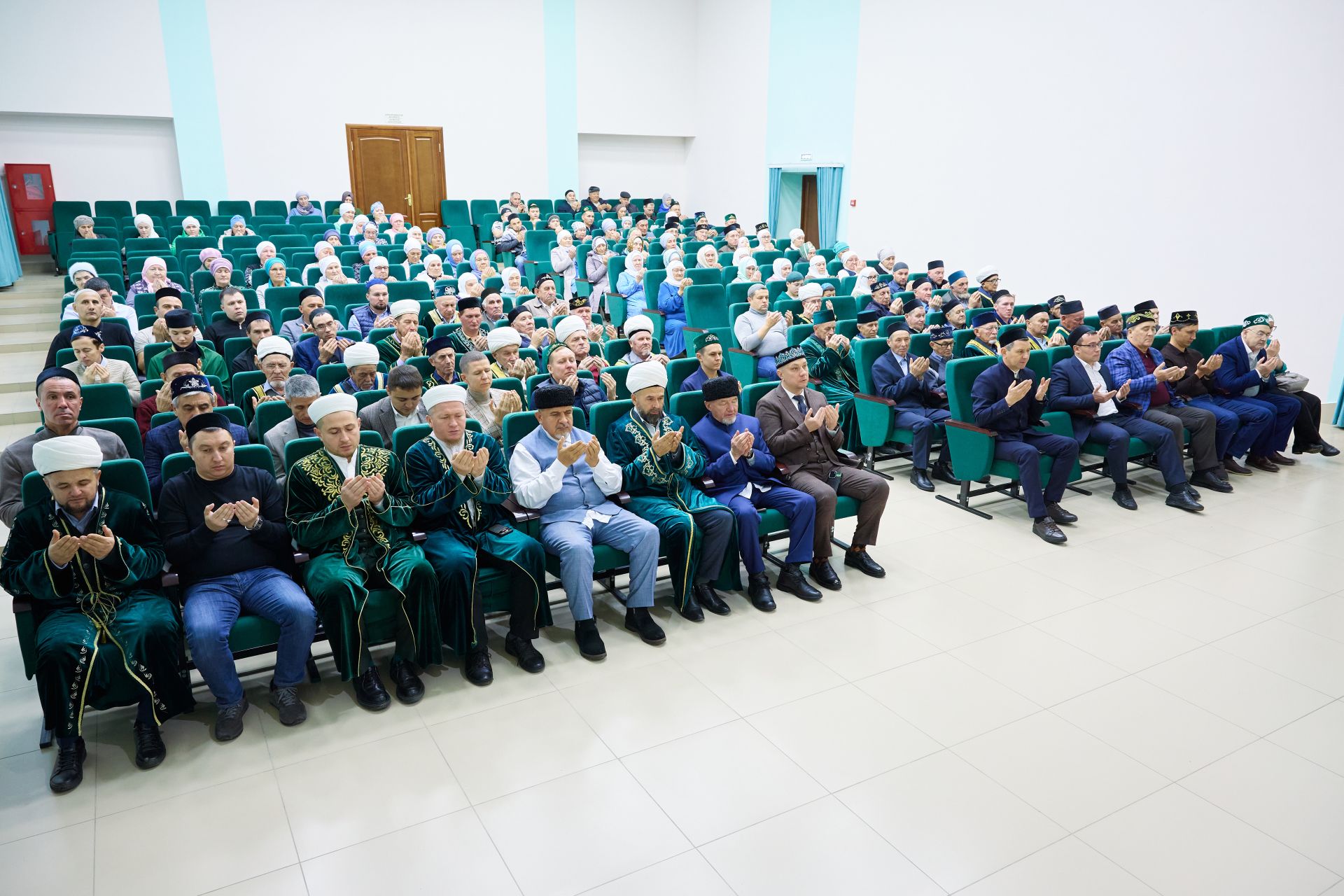 «Татарстанның иң төзек, дини авылларның берсе буларак бергәләп танытып киләбез»