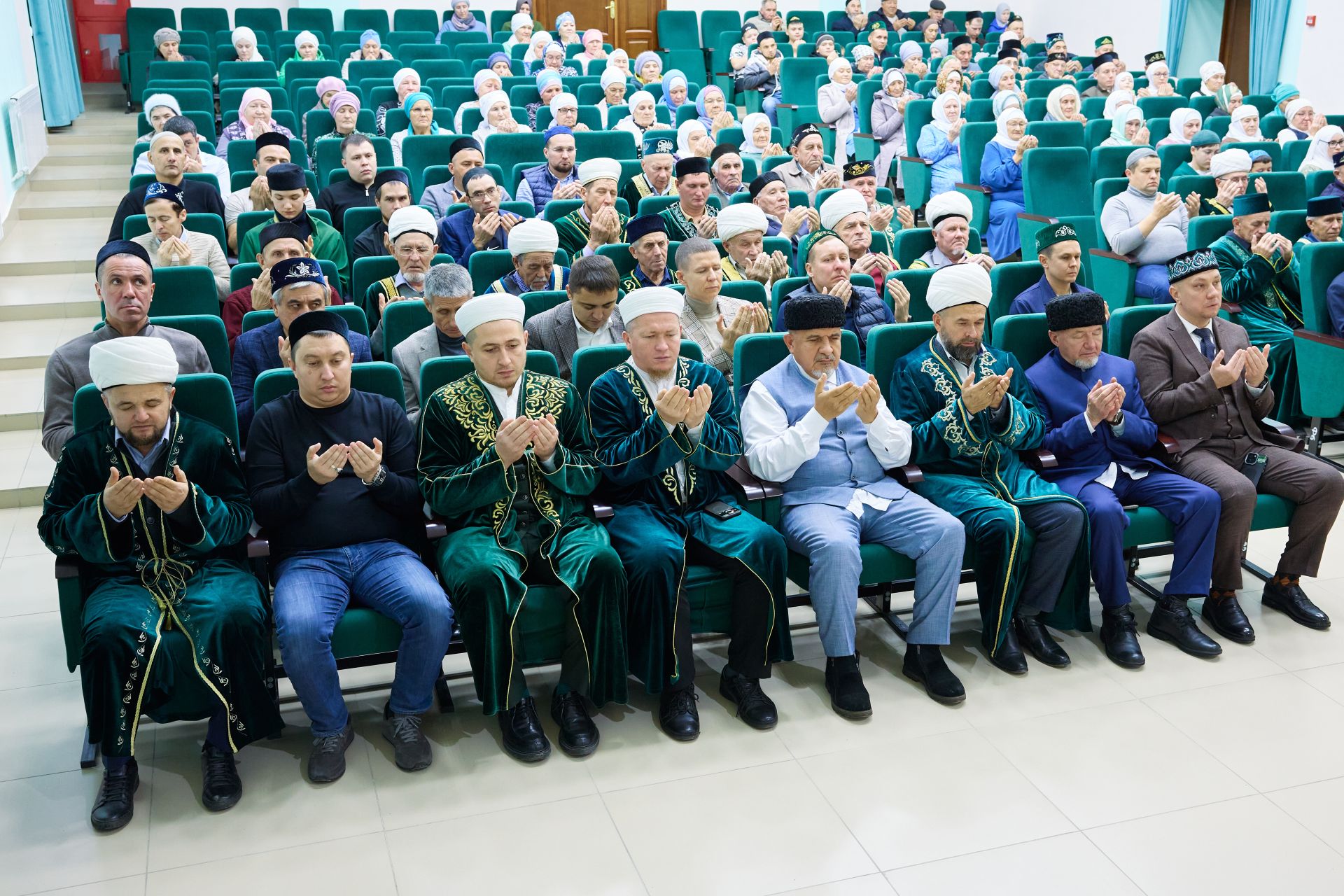 «Татарстанның иң төзек, дини авылларның берсе буларак бергәләп танытып киләбез»