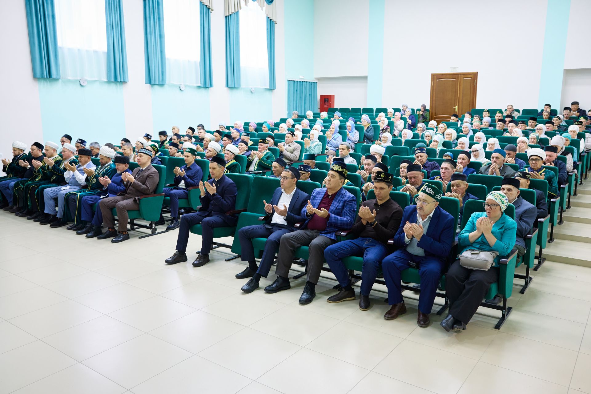 «Татарстанның иң төзек, дини авылларның берсе буларак бергәләп танытып киләбез»