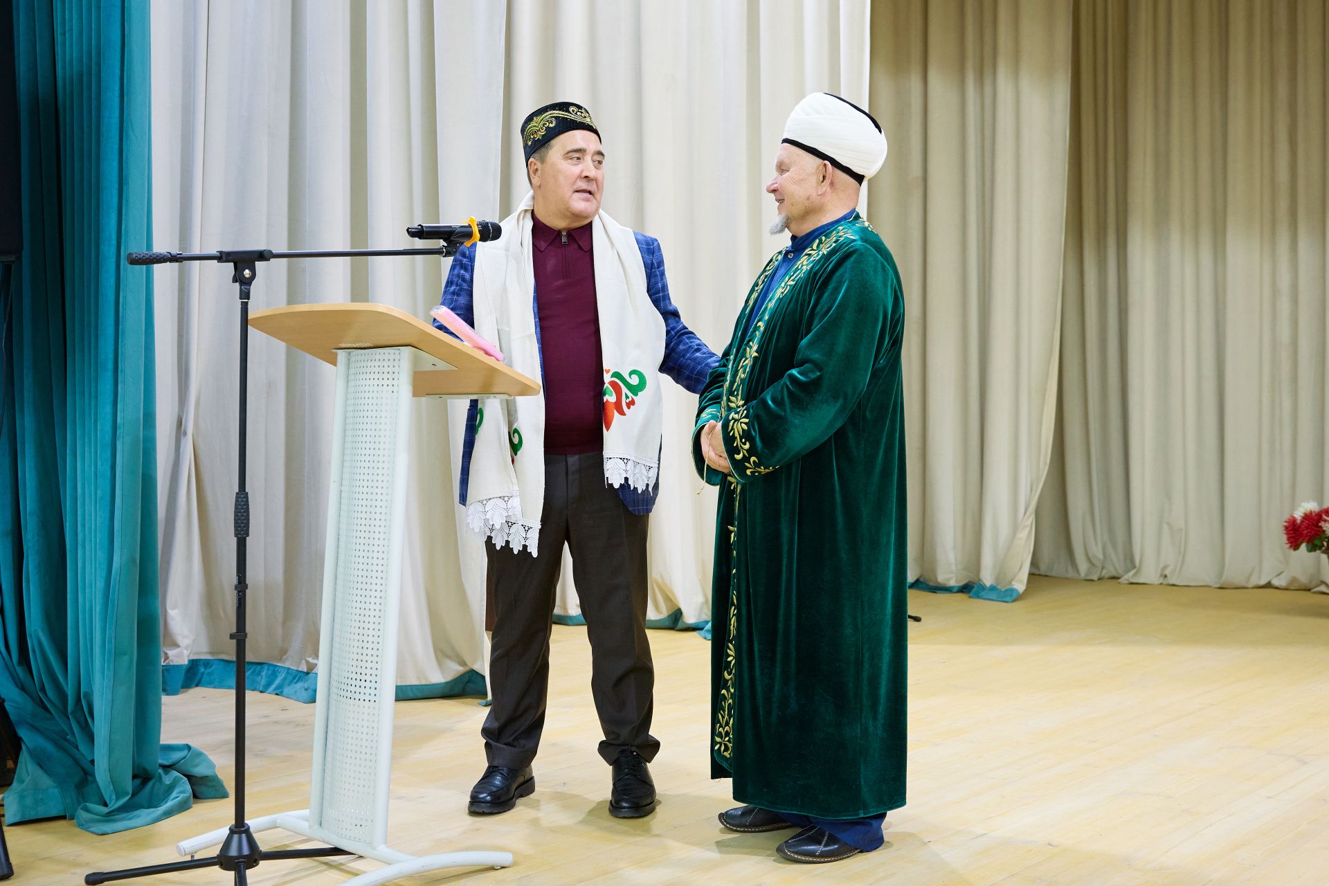 «Татарстанның иң төзек, дини авылларның берсе буларак бергәләп танытып киләбез»