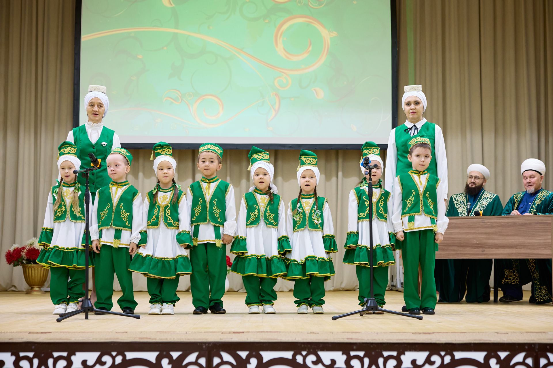 «Татарстанның иң төзек, дини авылларның берсе буларак бергәләп танытып киләбез»