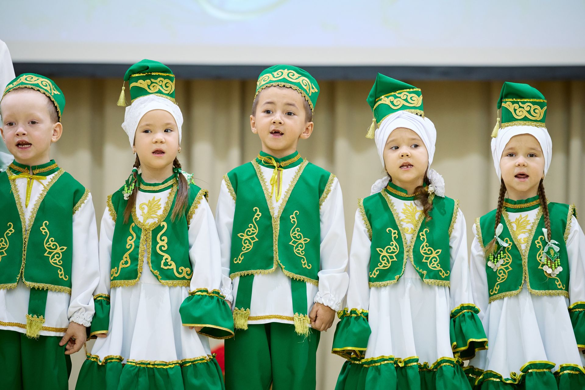 «Татарстанның иң төзек, дини авылларның берсе буларак бергәләп танытып киләбез»
