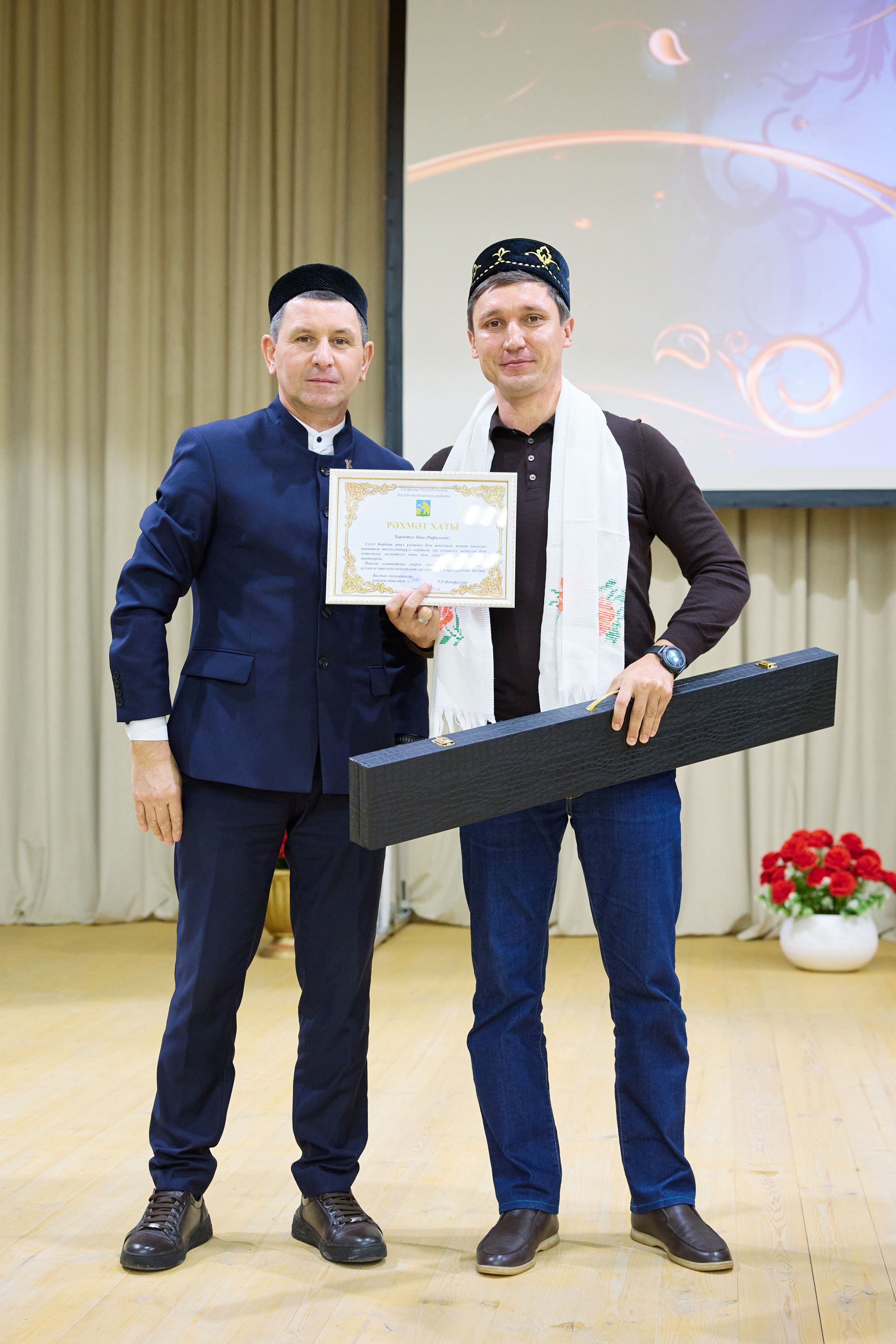 «Татарстанның иң төзек, дини авылларның берсе буларак бергәләп танытып киләбез»