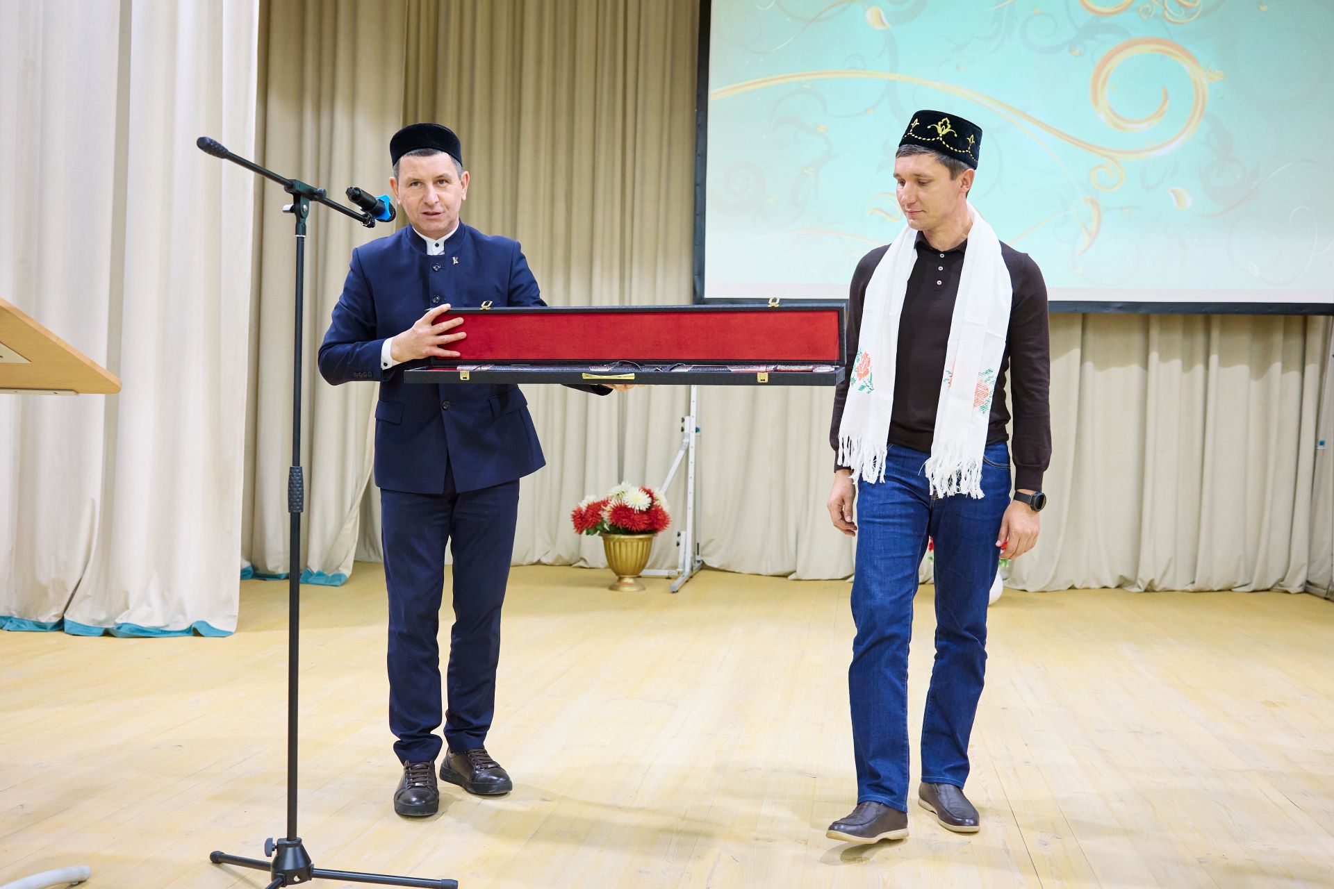 «Татарстанның иң төзек, дини авылларның берсе буларак бергәләп танытып киләбез»